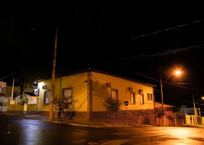 Casarao Hostel - Analandia Sp