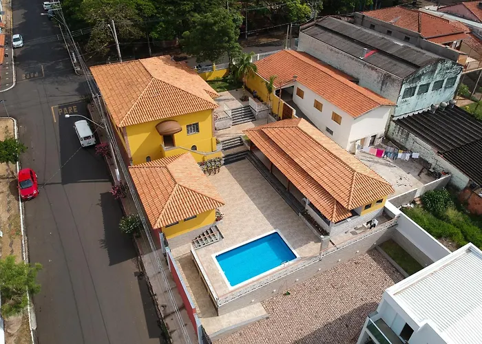 Casarao Hostel - Analandia Sp